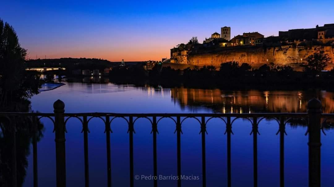 A Los Ojos Del Rio Duero Самора Экстерьер фото