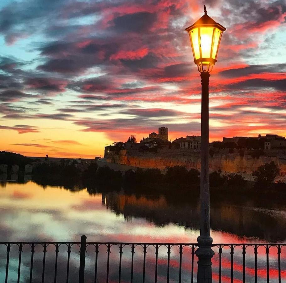 A Los Ojos Del Rio Duero Самора Экстерьер фото